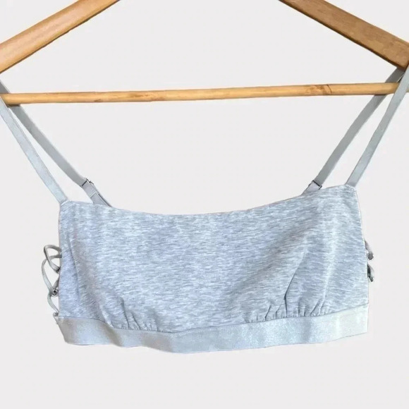 Aerie Square Neck Strappy Side Cut Out Bralette in Gray Size Small - Picture 6 of 7